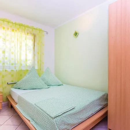 Gorgeous In Apartment Crikvenica